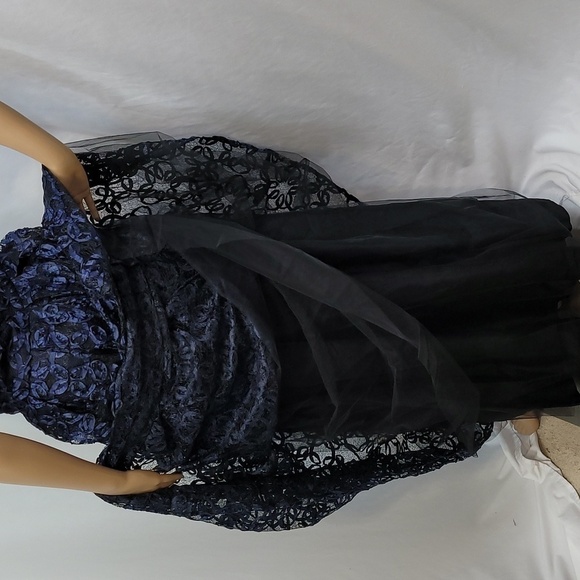 𝅺after Dark navy Blue Spaghetti Straps Gown - Picture 4 of 17